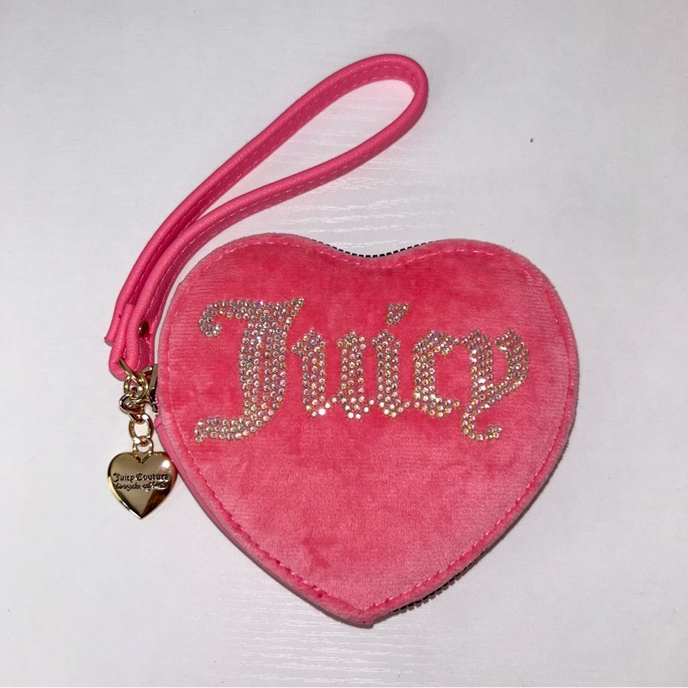 Juicy Couture Be Classic II Heart Zip Around Pink Lemonade.